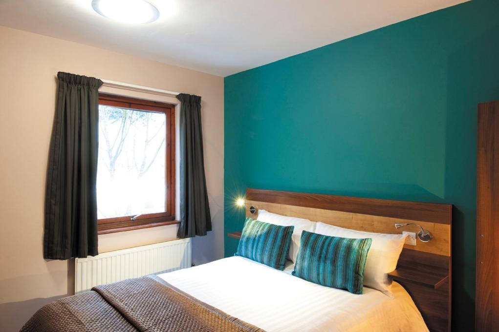 The Cedars Hotel Wokingham Rum bild